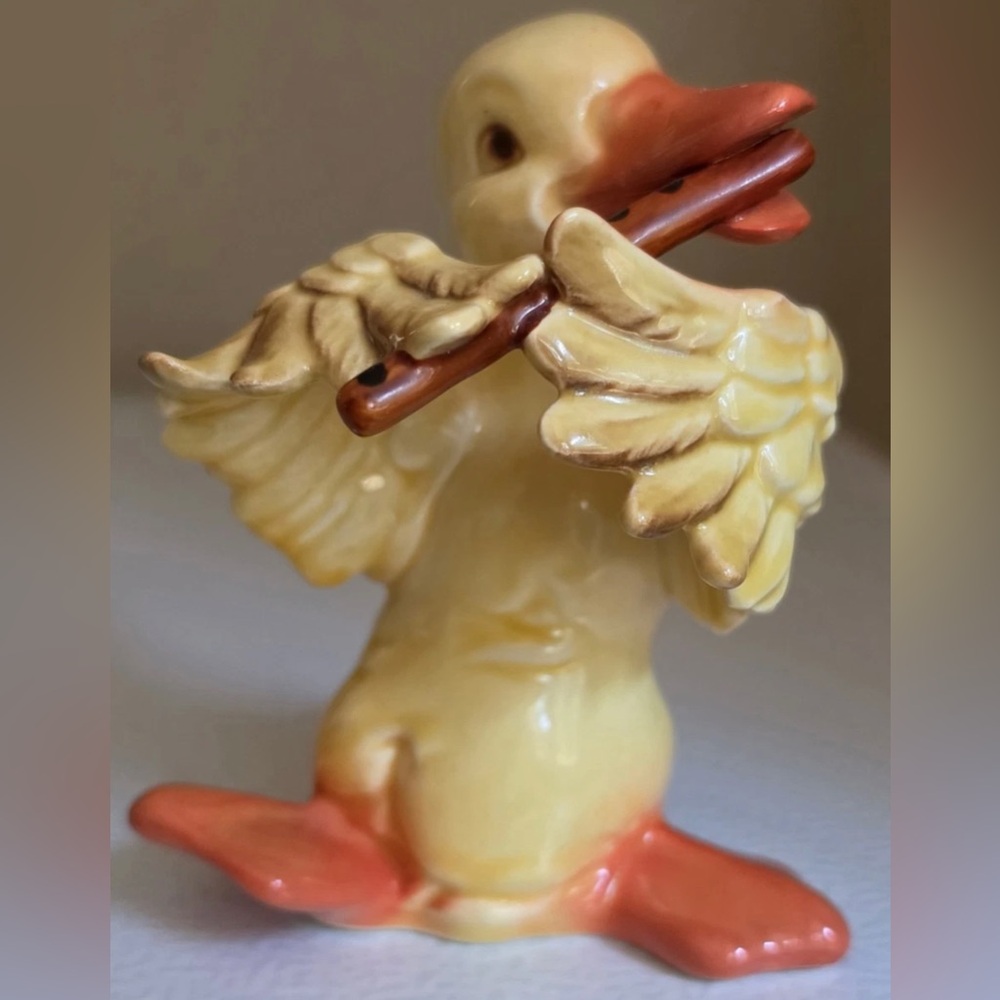 Vintage Goebel Porcelain Yellow Duck Playing A Flute Instrument Figurine EUC